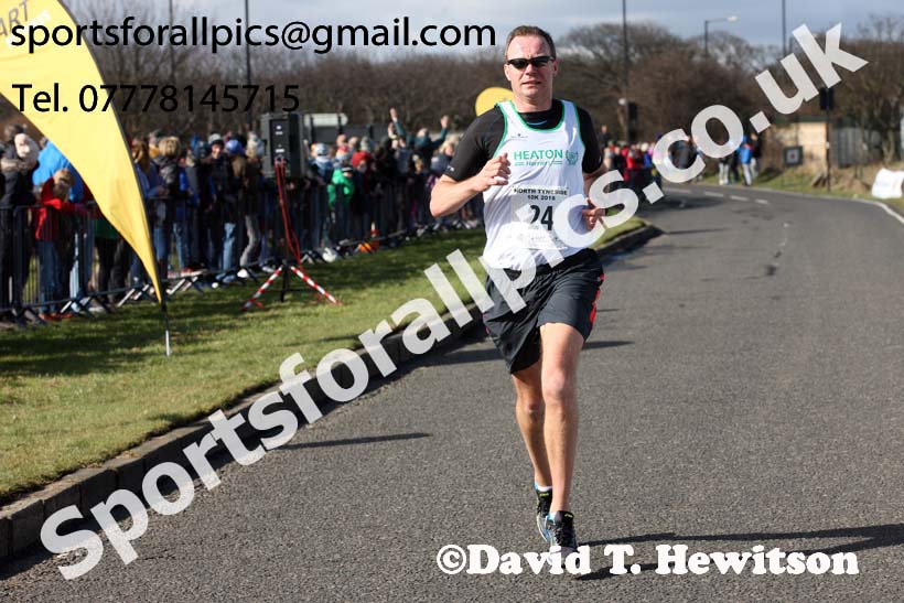 North Tyneside 10k Road Race, Whitley Bay. Photo: David T. Hewitson/Sports for All Pics